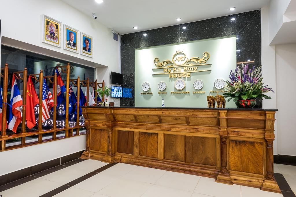 Ny Ka Smy Hotel Phnom-Penh Buitenkant foto